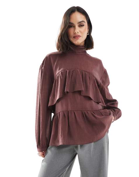 ASOS DESIGN - Hoogsluitende top met ruches in bruin - view 1