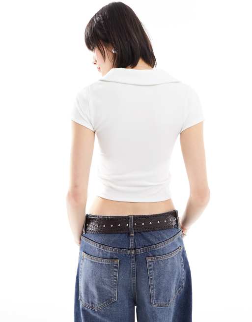 ASOS DESIGN hook and eye crop shirt with short sleeve and seam detail in white , 4 of 4