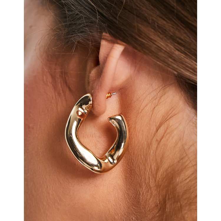 Hook earrings deals gold design