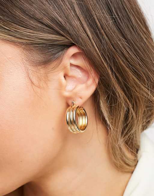 Gold ribbed deals hoop earrings