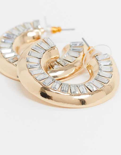 Side earrings hot sale gold design