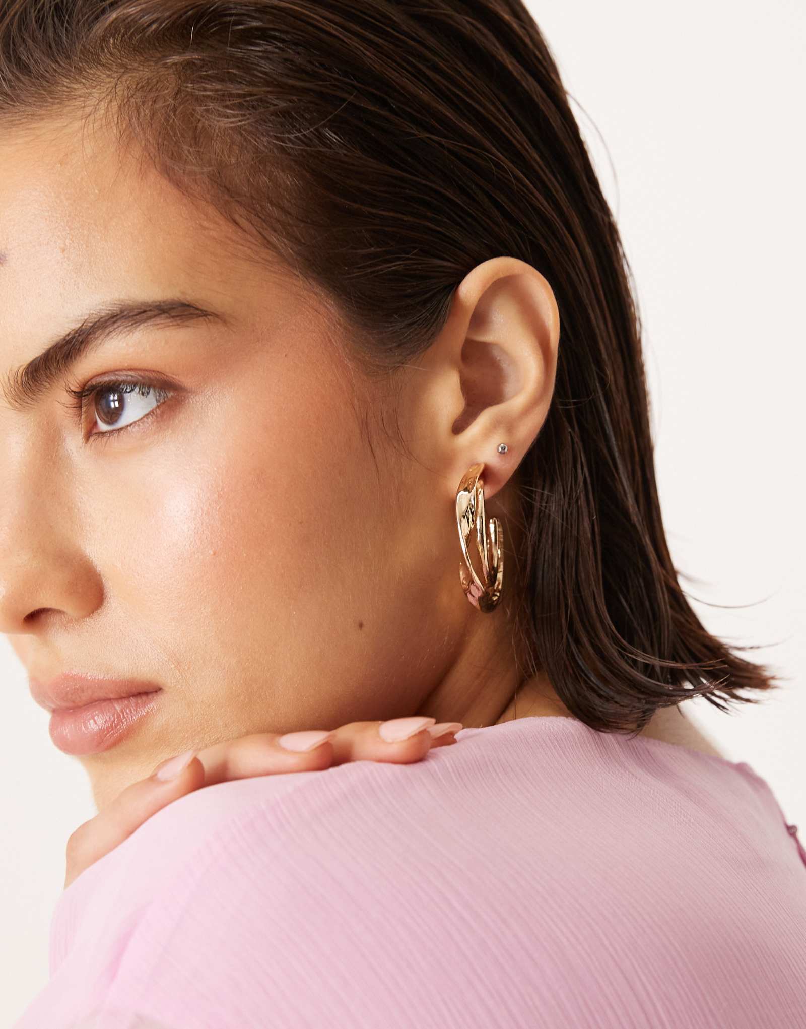 ДИЗАЙНЕРСКИЕ серьги-кольца ASOS с двойным витым рядом в золотых тонах