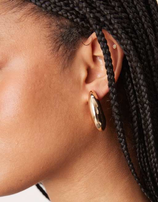 ASOS DESIGN hoop earrings with super chubby detail in gold tone, 3 of 3