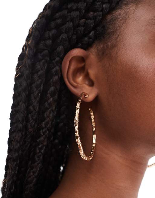 ASOS DESIGN hoop earrings with textured molten detail in gold tone, 4 of 4