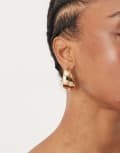[ASOS DESIGN] ASOS DESIGN hoop earrings with thick crossover design gold tone No Size Gold