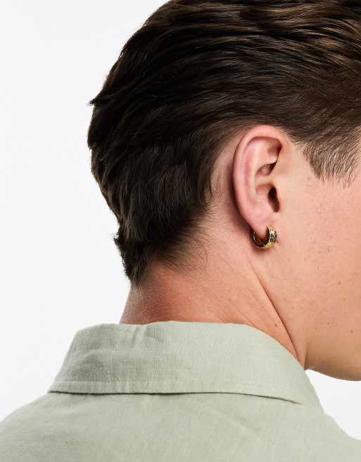 ASOS DESIGN - Hoop-øreringe med tekstureret kors-design i 14 karat guldbelægning, 2 af 4