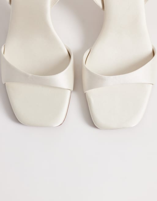 ASOS DESIGN – Hope – Filigrane Sandaletten in Elfenbein mit mittelhohem Stilettoabsatz, 2 von 4