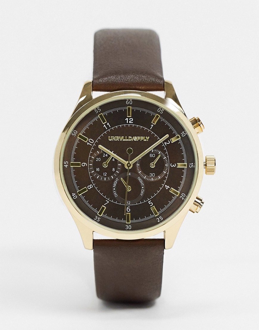 ASOS DESIGN - Horloge van bruin imitatieleer met gouden behuizing en accenten