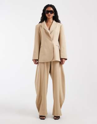 Asos Design Horse Shoe Stacked Tailored Pants In White