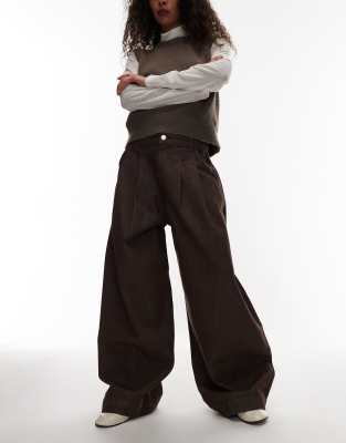 ASOS DESIGN - Horseshoe-Jeans in Braun mit Oversize-Schnitt-Brown