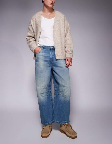 ASOS DESIGN – Horseshoe-Jeans in verwaschenem Hellblau - view 1