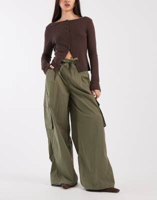 Asos Design Horseshoe Laundered Cargo Pants In Green