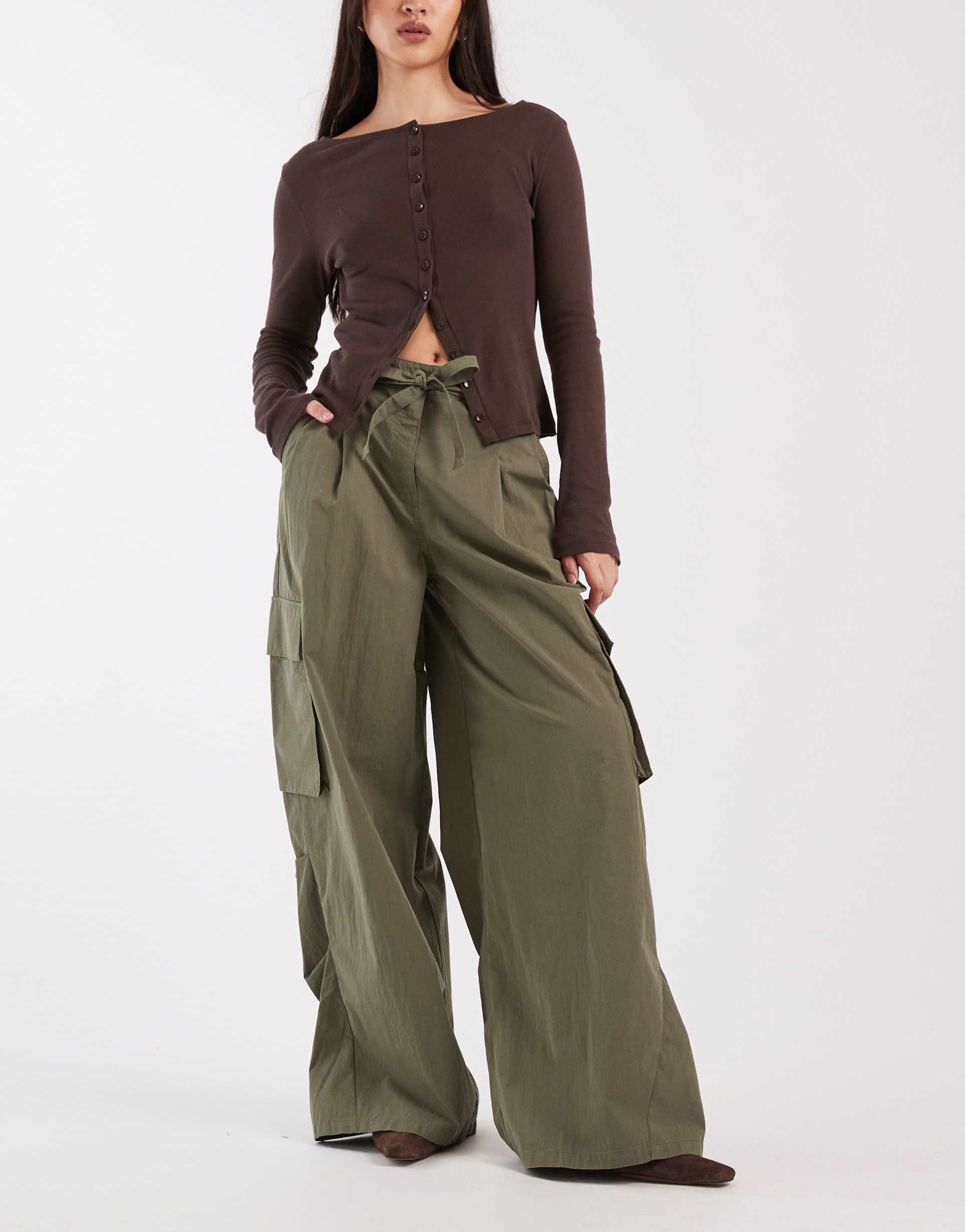 asos design horseshoe laundered cargo pants in khaki