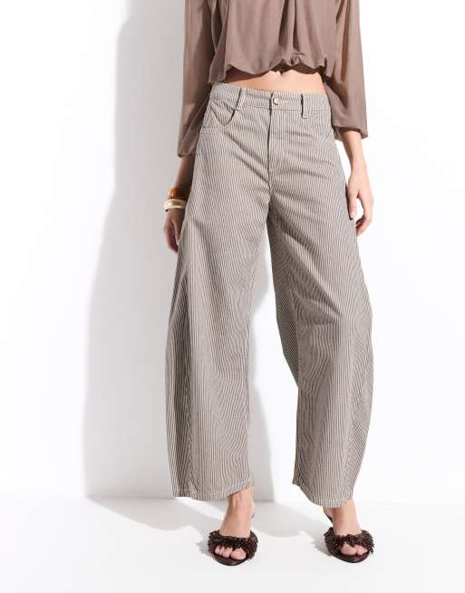 ASOS DESIGN horseshoe pants with tab waist detail in brown stripes, 2 of 7