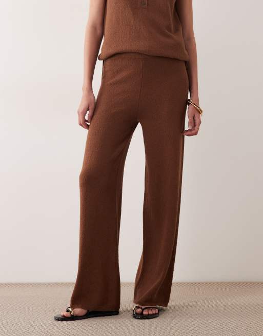ASOS DESIGN – Hose aus genopptem Stoff in Schokobraun, Kombiteil, 2 von 5