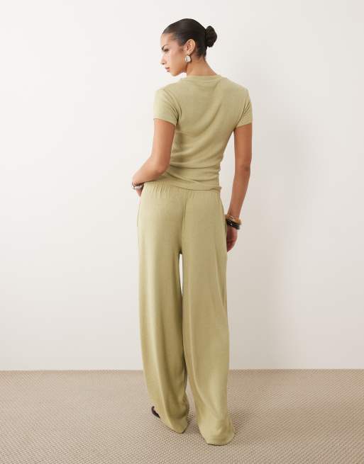 ASOS DESIGN – Hose aus strukturiertem Strick in Salbeigrün mit weitem Bein, Kombiteil, 3 von 5