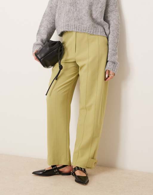ASOS DESIGN – Hose in hellem Khaki mit Riegel am Saum und Leistentaschen