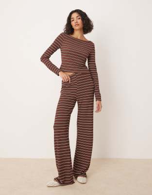 ASOS DESIGN - Hose in Schokobraun mit weitem Bein und Streifen, Kombiteil-Bunt