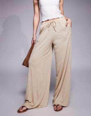 ASOS DESIGN - Hose in Steinbeige mit Knitterstruktur, weitem Bein und Kordelzugbund, Kombiteil-Neutral