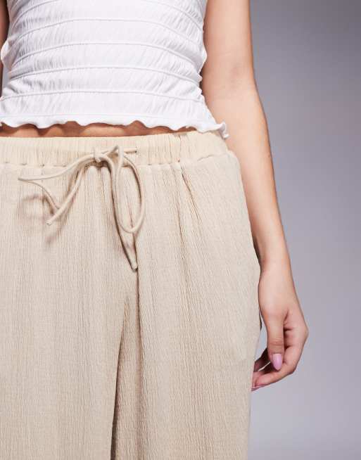 ASOS DESIGN – Hose in Steinbeige mit Knitterstruktur, weitem Bein und Kordelzugbund, Kombiteil, 5 von 5