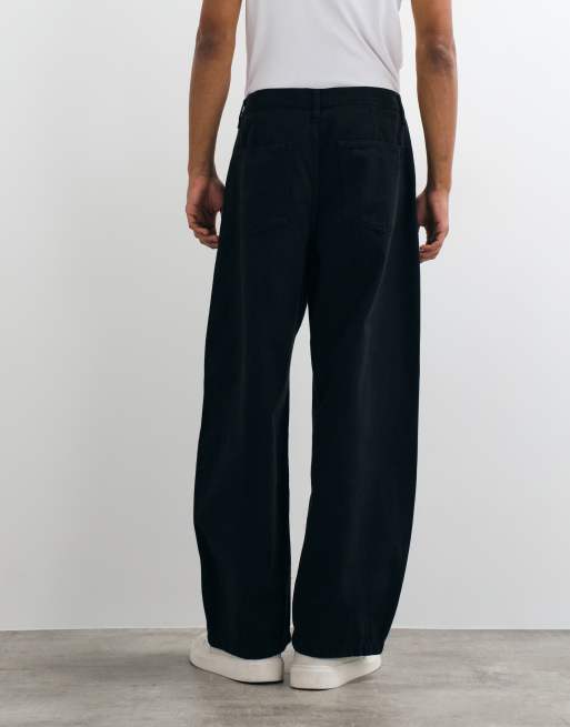 ASOS DESIGN Hose mit Barrel-Leg in Schwarz, 3 von 5