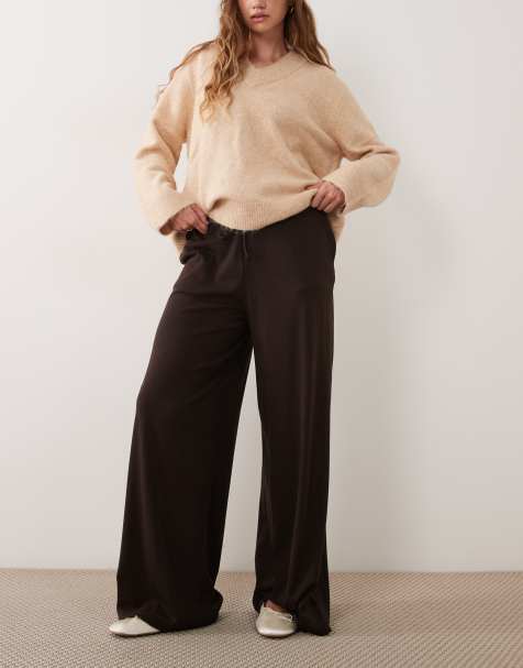 ASOS DESIGN Hose mit weitem Bein aus Modal in Schokobraun - view 1