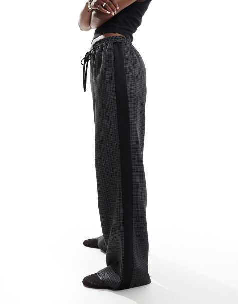 ASOS DESIGN – Hose zum Hineinschlüpfen in kariertem Grau mit farblich abgesetzter Bahn - view 1