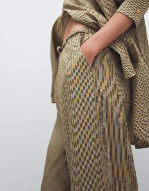 ASOS DESIGN – Hose zum Reinschlüpfen in gestreiftem Gelb, 4 von 11