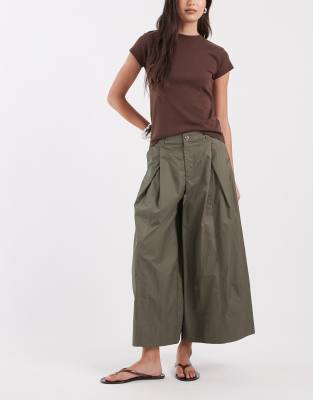 ASOS DESIGN - Hosenrock in Khaki mit weitem Bein-Bunt