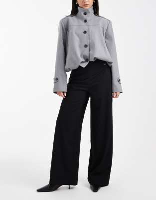 ASOS DESIGN - Hosenrock in Schwarz mit Gürtel