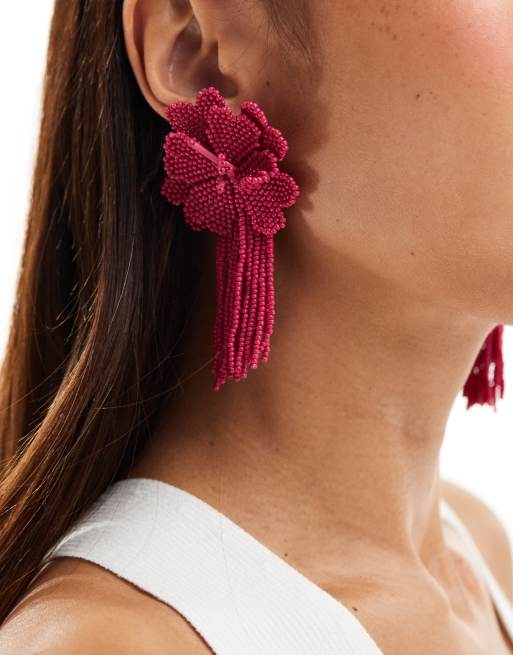 ASOS DESIGN - Hot pinke hængeøreringe med klips-lukning i blomsterdesign med perler, 4 af 4