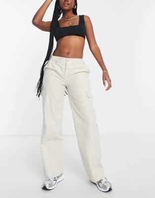 ASOS DESIGN Hourglass 00s low rise cargo pants in oat