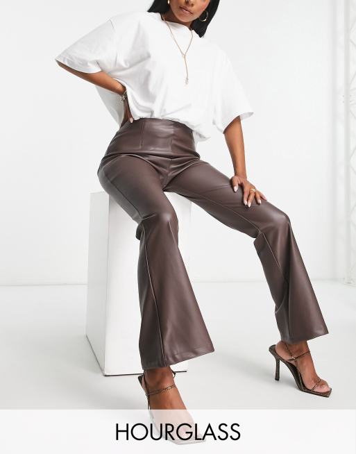 ASOS DESIGN Hourglass - Chokoladebrune bukser med svaj i imiteret læder med stretch