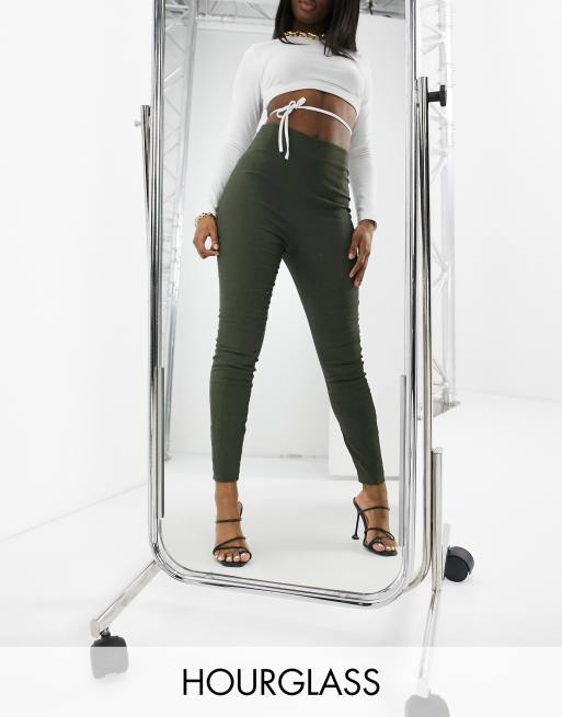 ASOS DESIGN Hourglass – Eng geschnittene Hose in Khaki mit hoher Taille