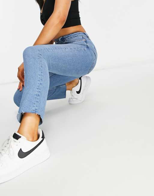 ASOS DESIGN Hourglass mid rise vintage 'skinny' jeans in pretty midwash, 4 of 4
