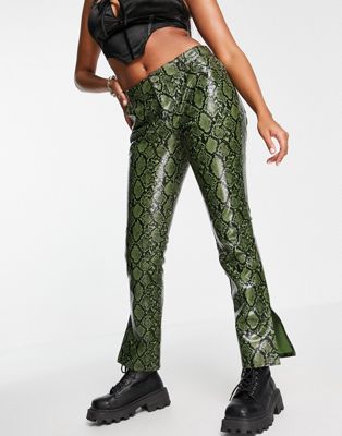 Leggings et pantalons en cuir DESIGN Hourglass - Pantalon droit à taille basse en imitation cuir imprimé peau de serpent - Vert