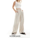 [ASOS DESIGN] ASOS DESIGN Hourglass relaxed straight leg pants with linen in natural-Neutral 16 Natural