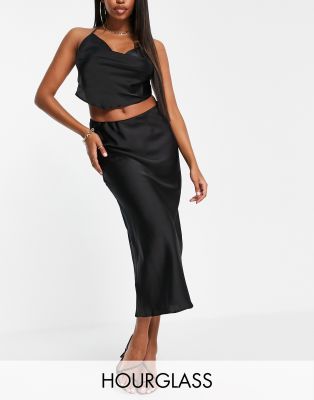 ASOS DESIGN Hourglass satin bias slip midi skirt in black | ASOS