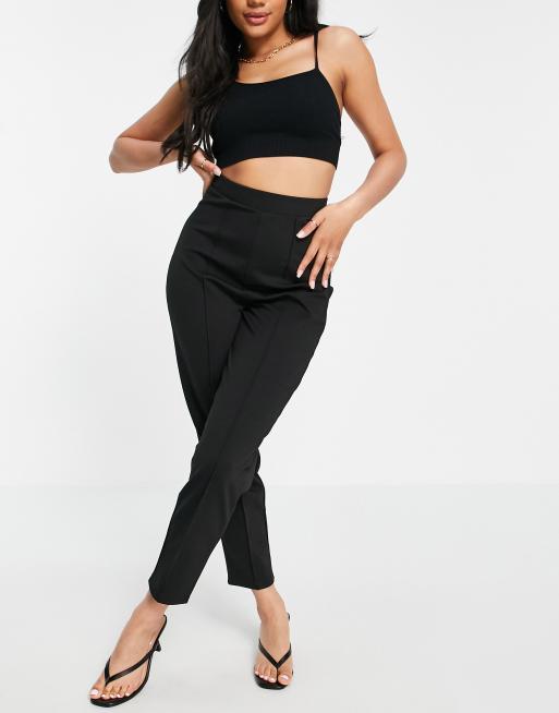 ASOS DESIGN Hourglass - Smaltoelopende broek met platgestikte plooitjes van ponté stof in zwart