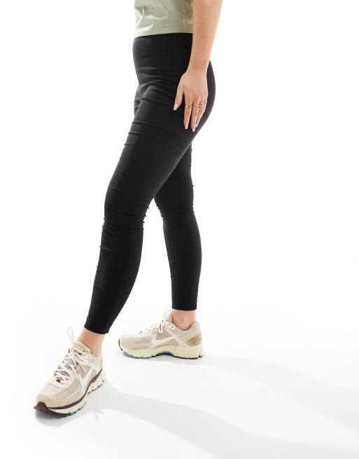 ASOS DESIGN Hourglass tailored high waist skinny trousers in black, 2 of 5