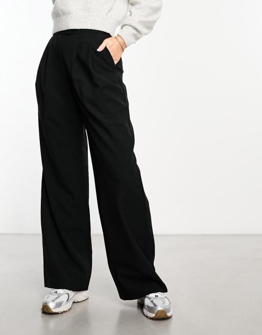 ASOS DESIGN Hourglass tailored wide leg pants with pleat detail in black