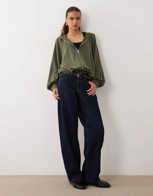 ASOS DESIGN hættetrøje med lynlås foran og rynket hals i khaki, 2 af 4