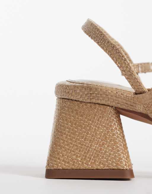 ASOS DESIGN – Humble – Sandaletten in beigefarbener Bastoptik mit Flechtdetail und mittelhohem Blockabsatz, 3 von 4
