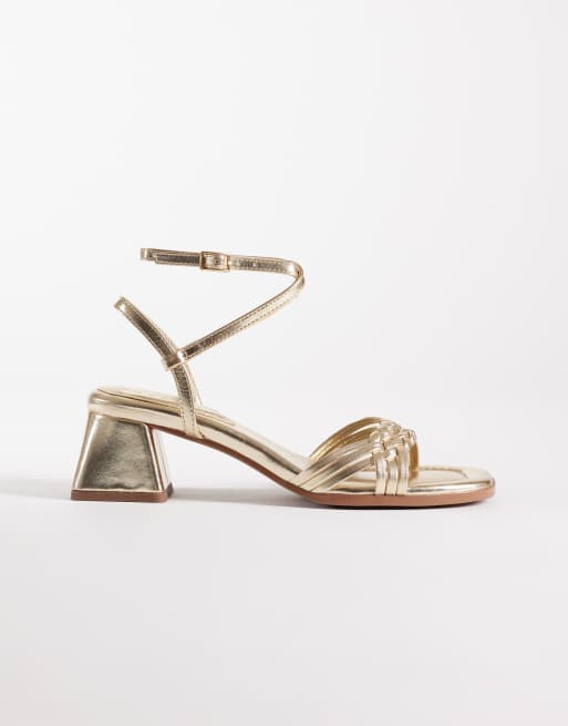 ASOS DESIGN - Humble - Sandali con tacco largo medio intrecciati color oro