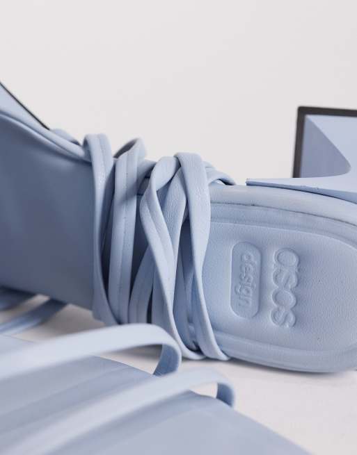 ASOS DESIGN – Hundred – Riemchensandalen in Blassblau mit Blockabsatz, 2 von 4