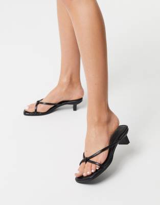 flip flop heel sandals