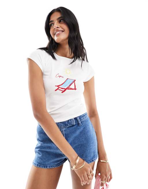 ASOS DESIGN - Hvid baby-t-shirt med brodering
