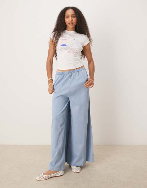 ASOS DESIGN - Hvid baby-T-shirt med morgenmadsprint, 2 af 4