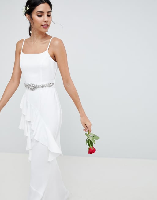 ASOS DESIGN - Hvid bryllupskjole i maxilængde med flæser og udsmykket med bælte, 4 af 4