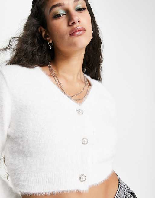 ASOS DESIGN - Hvid cropped cardigan med V-hals og knapper med rhinsten, 3 af 4